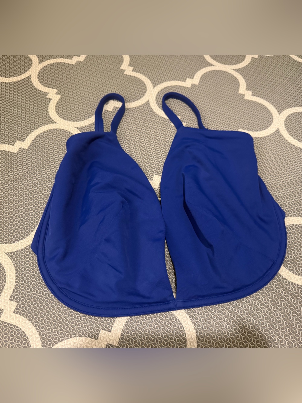 FORM AND FOLD The Line Bikini Top in Pool